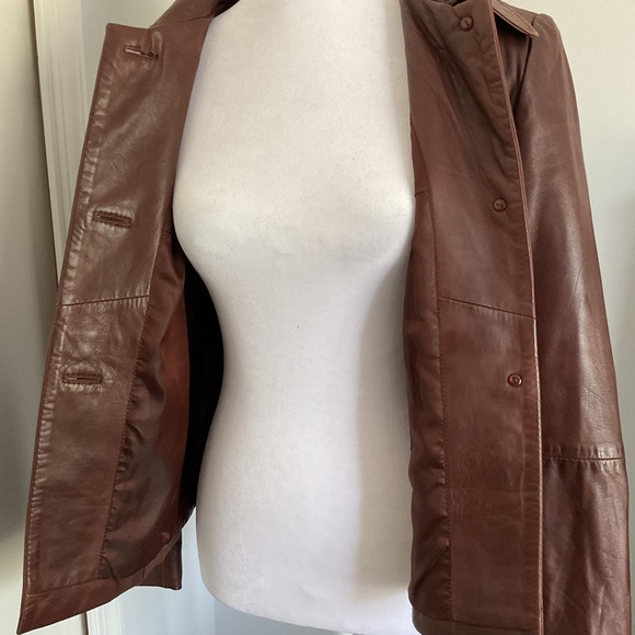 Leather jacket - Picture 4 of 7